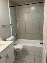 737 W Mayfield Blvd in San Antonio, TX - Building Photo - Building Photo