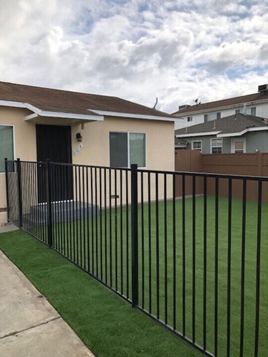 1610 W 205th St in Torrance, CA - Building Photo