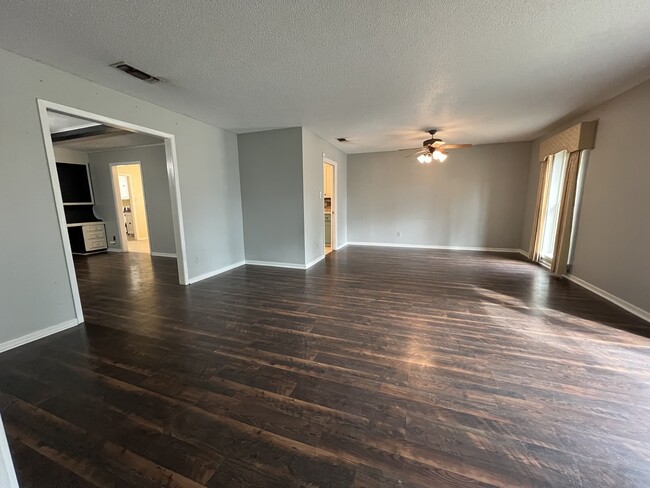 30 Broadmoor Dr in Texarkana, AR - Building Photo - Building Photo