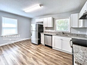 2815 Crescent Ln in Gastonia, NC - Building Photo - Building Photo