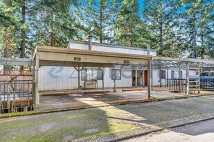 264 Cervantes Cir in Lake Oswego, OR - Building Photo