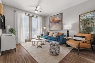 1010 Dilworth Apartments in Charlotte, NC - Building Photo - Building Photo