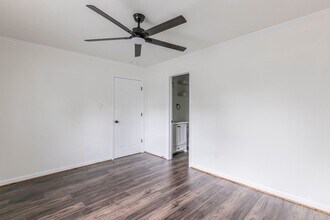 2208 Gurley Ave in Waco, TX - Building Photo - Building Photo