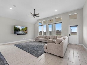4414 Wild Flora Wy in Baytown, TX - Building Photo - Building Photo