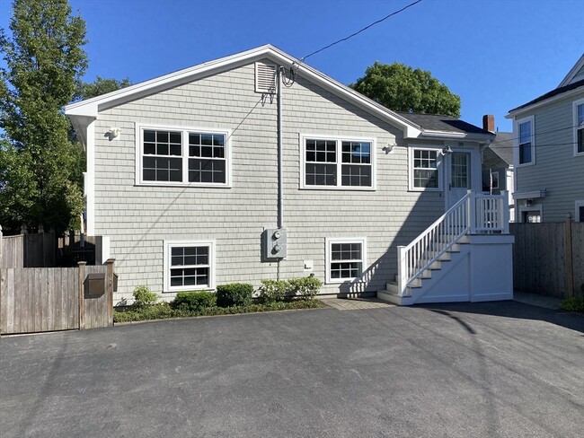 property at 39 Warren St