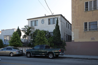 406 N Normandie Ave in Los Angeles, CA - Building Photo - Building Photo