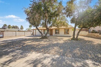 7409 S 46th St. in Phoenix, AZ - Building Photo - Building Photo