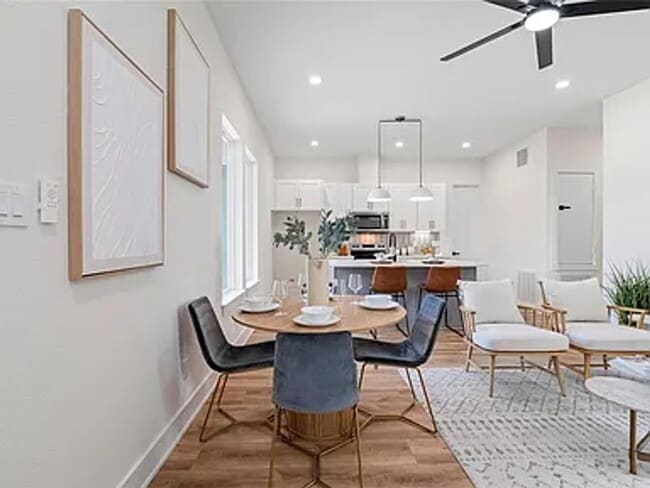 6532 Weston St in Houston, TX - Building Photo - Building Photo