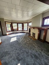 1329 Parkside Blvd in Toledo, OH - Building Photo - Building Photo