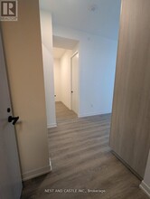 8 Interchange Wy in Vaughan, ON - Building Photo - Building Photo