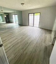 3503 SW 15th St in Miami, FL - Building Photo