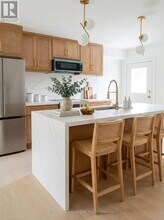 1 Bellwoods Park in Toronto, ON - Building Photo - Building Photo