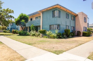 1101 S Bronson Ave in Los Angeles, CA - Foto de edificio - Building Photo