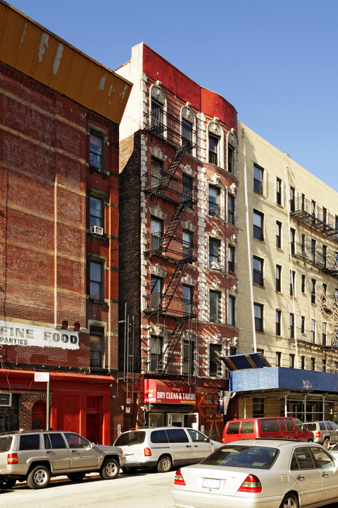 178 E 7th St in New York, NY - Foto de edificio