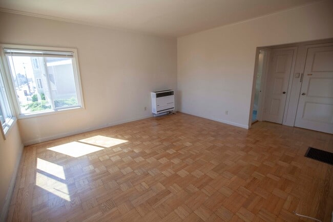 704-704 Santiago St in San Francisco, CA - Building Photo - Building Photo