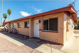 1062 N July Cir, Unit 1064 in Mesa, AZ - Building Photo