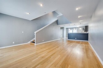 3922 Gilbert Ave in Dallas, TX - Foto de edificio - Building Photo