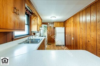 811 Goshen Ave in Fort Wayne, IN - Building Photo - Building Photo