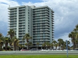 1200 Fort Pickens Rd in Pensacola Beach, FL - Building Photo