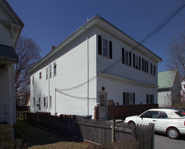 7 Lawrence St in Taunton, MA - Building Photo - Building Photo