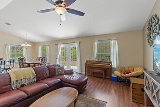 39 Chestnut Ln in Crawfordville, FL - Building Photo - Building Photo