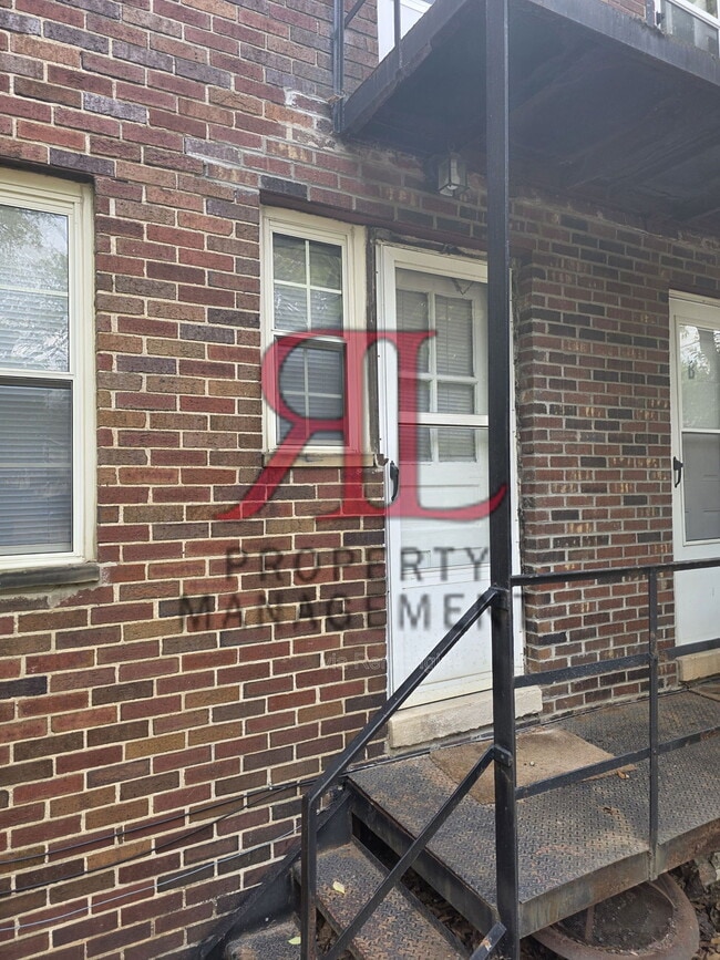 1088 Northwest Blvd in Columbus, OH - Building Photo - Building Photo
