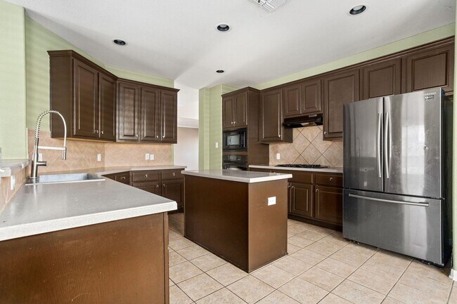 3415 Highline Tr in San Antonio, TX - Building Photo - Building Photo