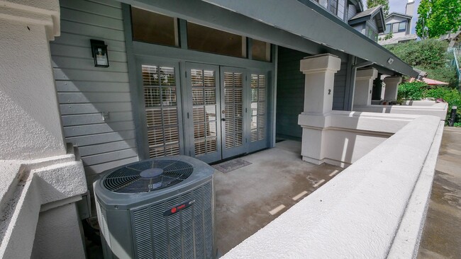 4431 Caminito Sana in San Diego, CA - Building Photo - Building Photo