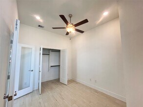 2319 Forest Flower Wy in Tomball, TX - Building Photo - Building Photo