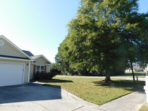 205 Sellhorn Blvd in New Bern, NC - Building Photo - Building Photo