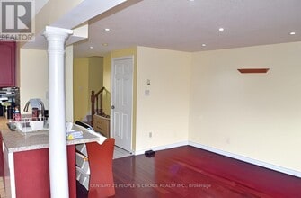 75 Hewitt Ln in Guelph, ON - Building Photo - Building Photo