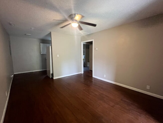 121 Coho Wy in Dalton, GA - Building Photo - Building Photo