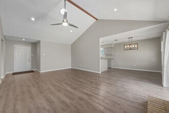 4615 Sidereal Dr in Austin, TX - Building Photo - Building Photo