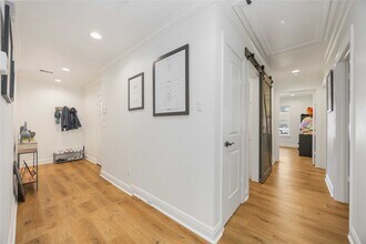 2011 De Milo Dr in Houston, TX - Building Photo - Building Photo