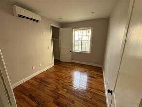 138-14 Brookville Blvd in Queens, NY - Building Photo - Building Photo