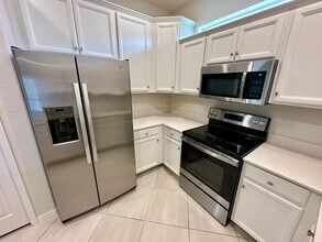 1696 Alameda Dr in Naples, FL - Building Photo - Building Photo