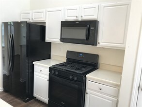 3421 Newgold Trce in Union City, GA - Building Photo - Building Photo