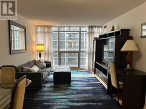 25-1325 Carlton St. in Toronto, ON - Building Photo - Building Photo