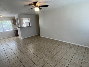 6411 26th St W in Bradenton, FL - Building Photo - Building Photo