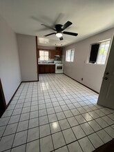 126 W 71st St in Los Angeles, CA - Building Photo - Building Photo