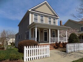 7267 Sallie Collins Dr in Ruther Glen, VA - Building Photo