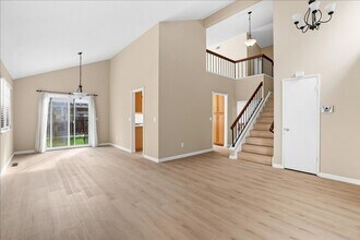 924 Shellwood Way in Sacramento, CA - Building Photo - Building Photo