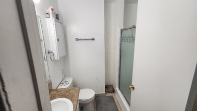 310 S Almont Dr in Los Angeles, CA - Building Photo - Building Photo