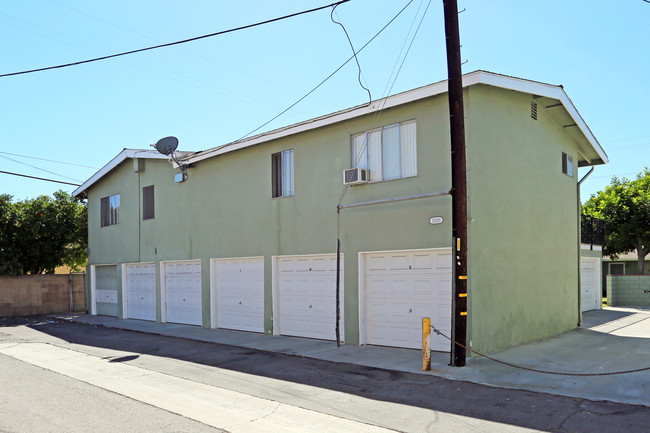 12120 Gilbert St in Garden Grove, CA - Building Photo - Building Photo