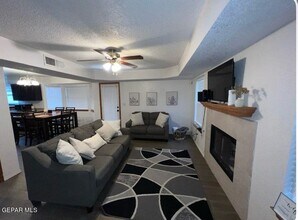 12157 Chato Villa Dr in El Paso, TX - Building Photo - Building Photo