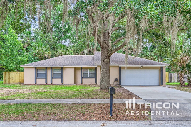 239 Oak Rd in Winter Springs, FL - Building Photo - Building Photo