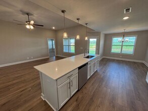 771 Emma Dean Ct in Clarksville, TN - Foto de edificio - Building Photo