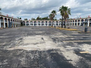 15919 East Fwy in Channelview, TX - Building Photo - Building Photo