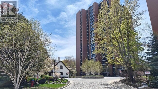 property at 1400 Dixie Rd