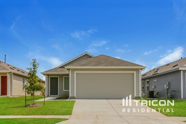 property at 911 Ponderosa Ln